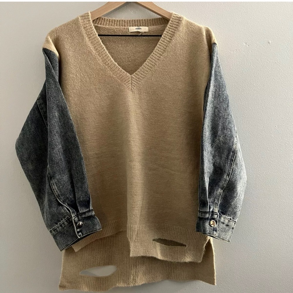 Entro Anthropologie Tan Knit Sweater Small Distressed Denim Sleeves